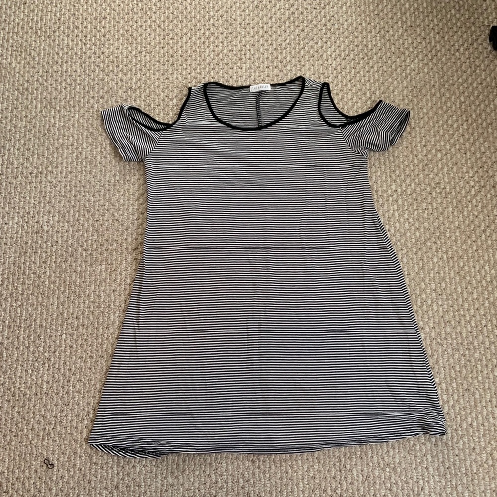 Black/white striped tunic